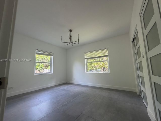 859 NE 115th St, Biscayne Park, FL 33161