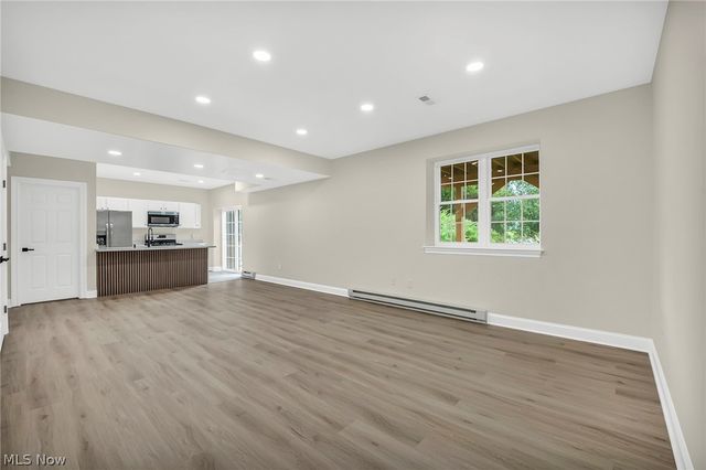 26736 Rue Saint-Ann Court, Warrensville Heights, OH 44128