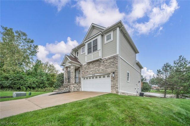 26736 Rue Saint-Ann Court, Warrensville Heights, OH 44128