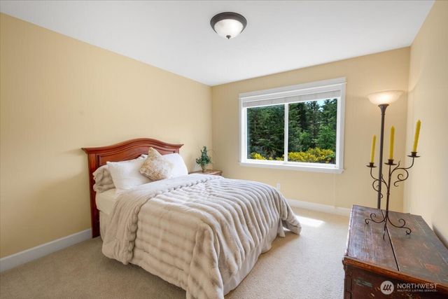 31045 219th Way SE, Black Diamond, WA 98010