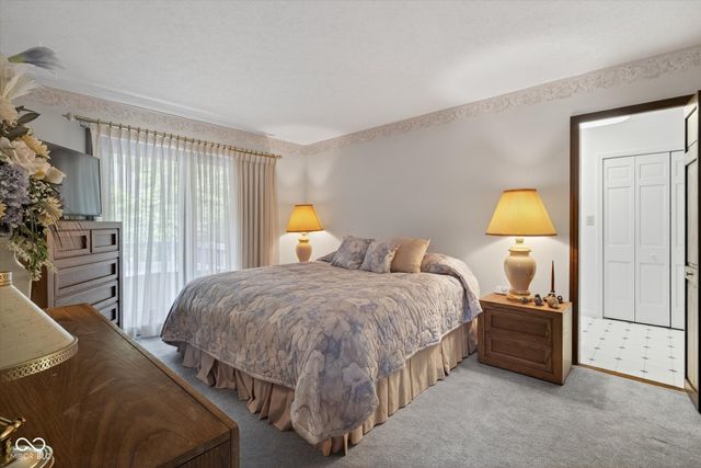 8002 N Lakeview Drive, Unionville, IN 47468