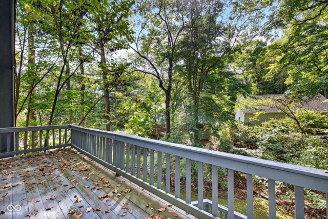 8002 N Lakeview Drive, Unionville, IN 47468