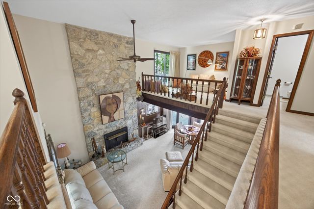 8002 N Lakeview Drive, Unionville, IN 47468