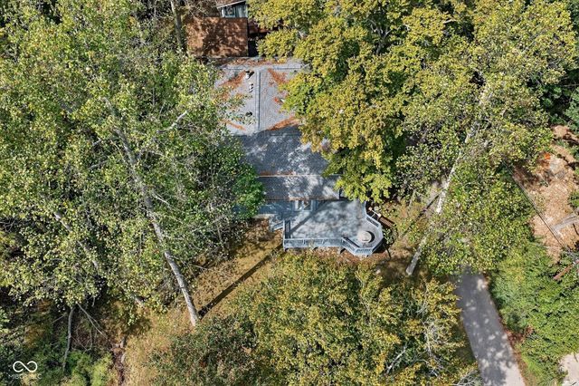 8002 N Lakeview Drive, Unionville, IN 47468