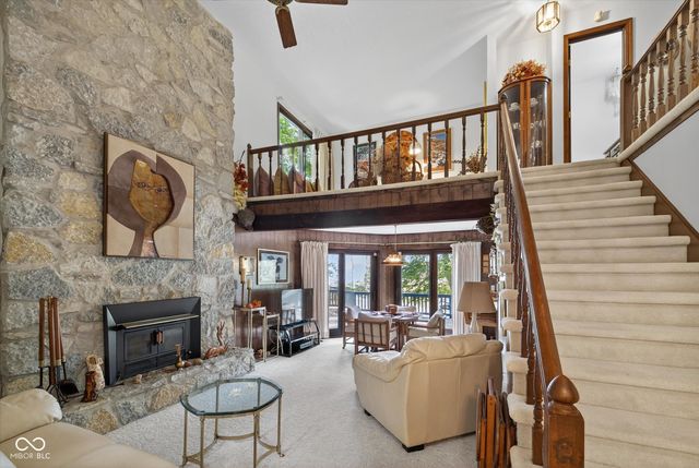 8002 N Lakeview Drive, Unionville, IN 47468