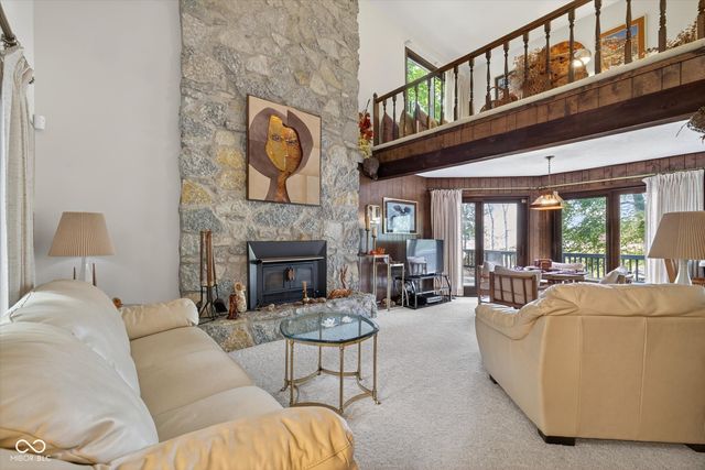 8002 N Lakeview Drive, Unionville, IN 47468