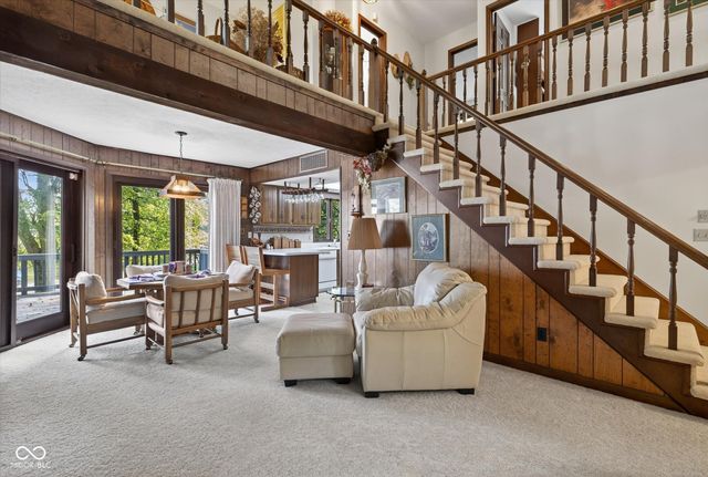 8002 N Lakeview Drive, Unionville, IN 47468