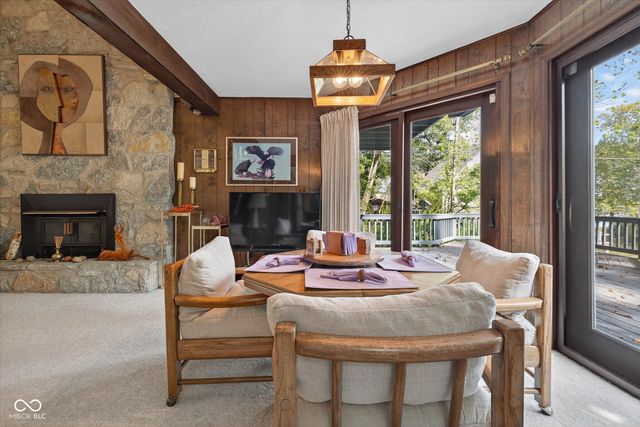 8002 N Lakeview Drive, Unionville, IN 47468
