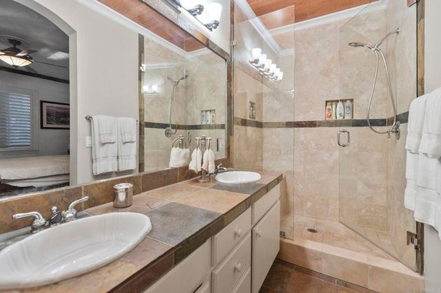 3 DARLINGTON, Irvine, CA 92620
