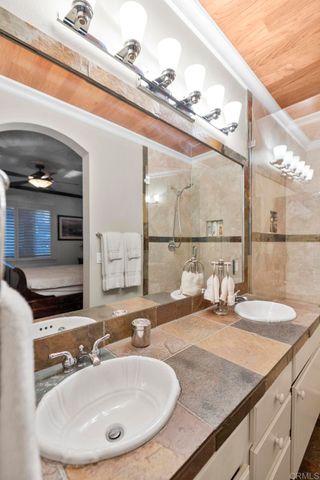 3 DARLINGTON, Irvine, CA 92620