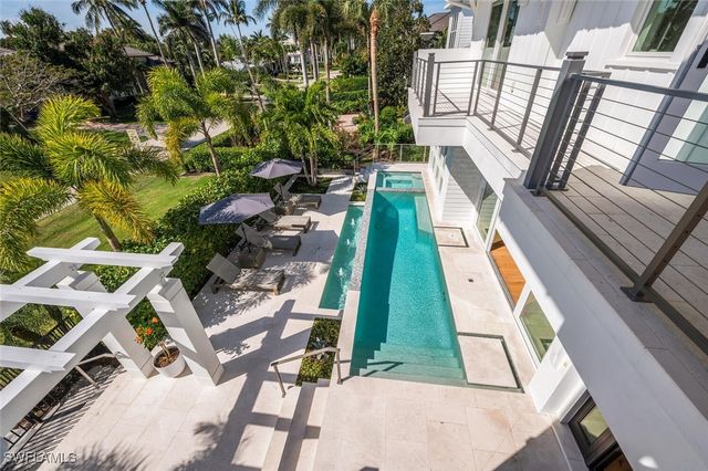 783 11th AVE S, Naples, FL 34102