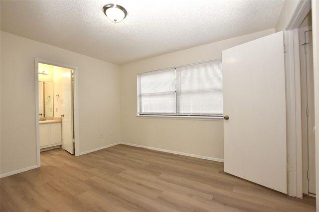 2801 W Slaughter LN A, Austin, TX 78748