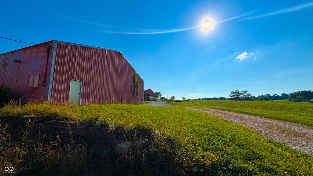 2297 W Popcorn Road