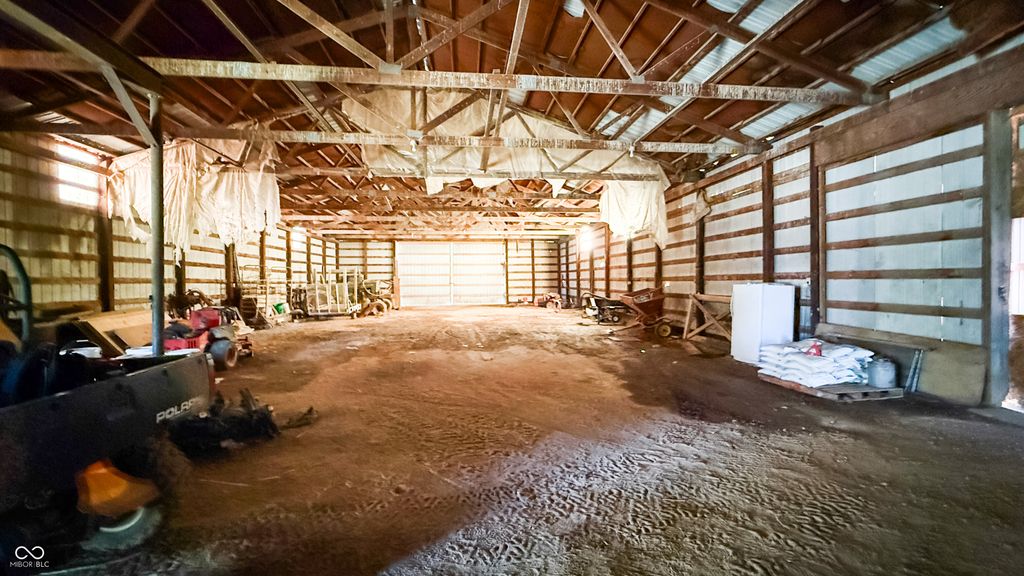 2297 W Popcorn Road