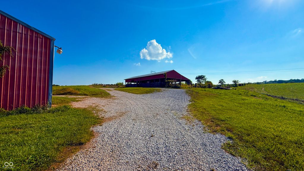 2297 W Popcorn Road