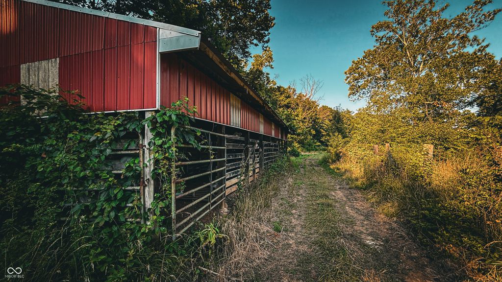 2297 W Popcorn Road