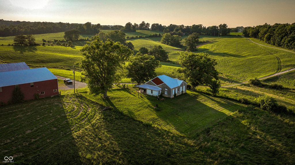 2297 W Popcorn Road