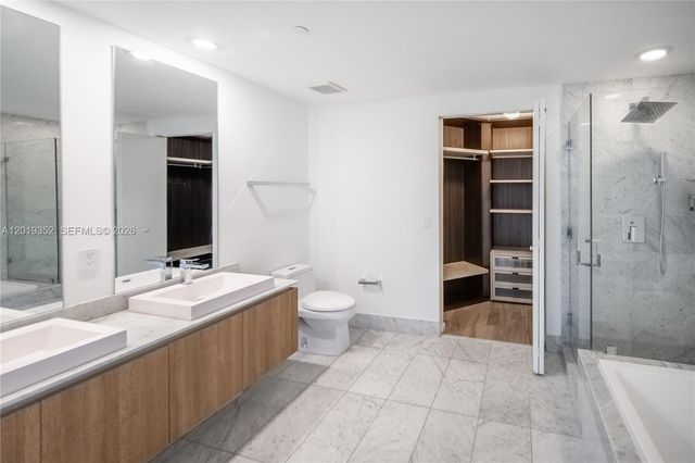 801 S Miami Ave 3905, Miami, FL 33130