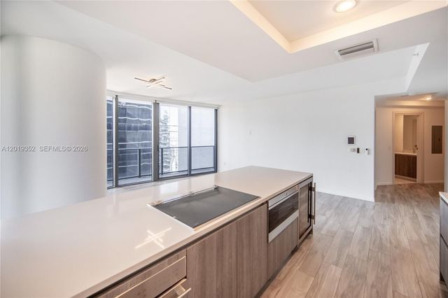 801 S Miami Ave 3905, Miami, FL 33130