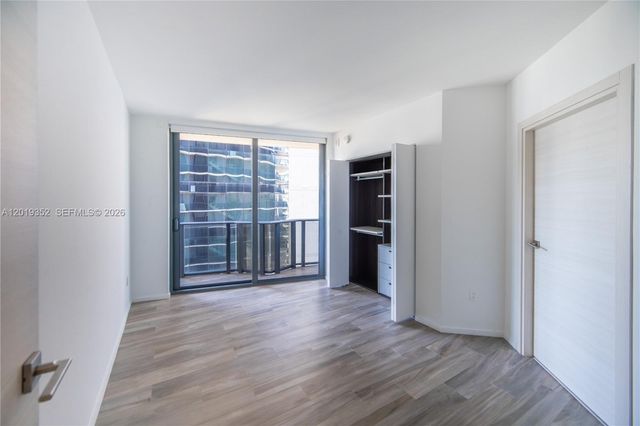 801 S Miami Ave 3905, Miami, FL 33130