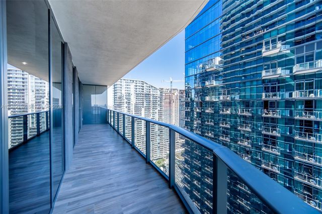 801 S Miami Ave 3905, Miami, FL 33130