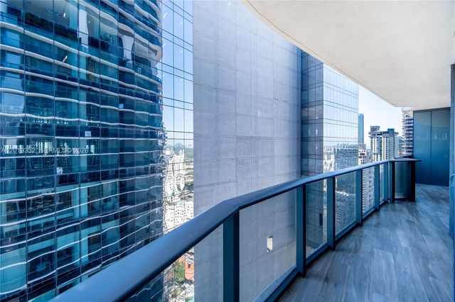 801 S Miami Ave 3905, Miami, FL 33130