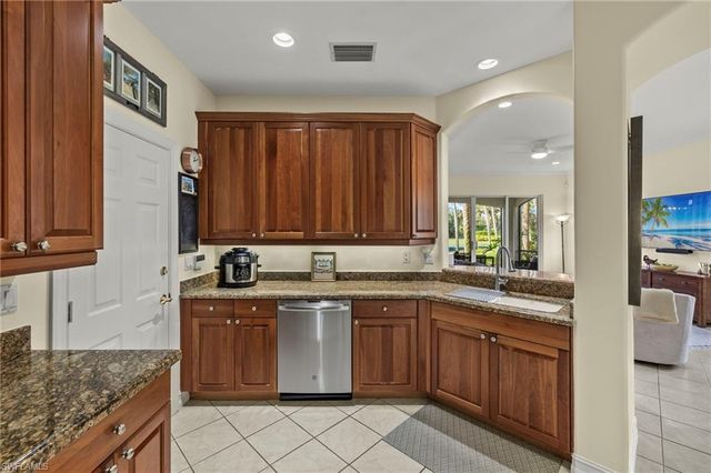 2621 ESTRELLA CT # 1601, Naples, FL 34109