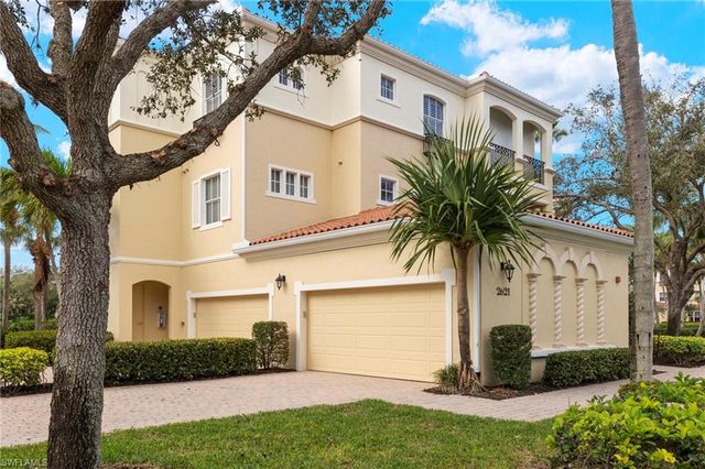 2621 ESTRELLA CT # 1601, Naples, FL 34109