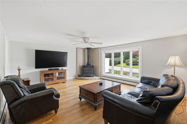 465 Red Chimney Drive, Warwick, RI 02886