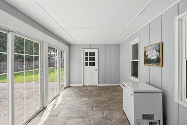 465 Red Chimney Drive, Warwick, RI 02886