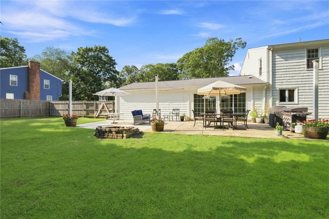 465 Red Chimney Drive, Warwick, RI 02886