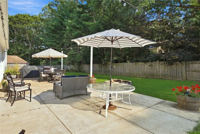 465 Red Chimney Drive, Warwick, RI 02886