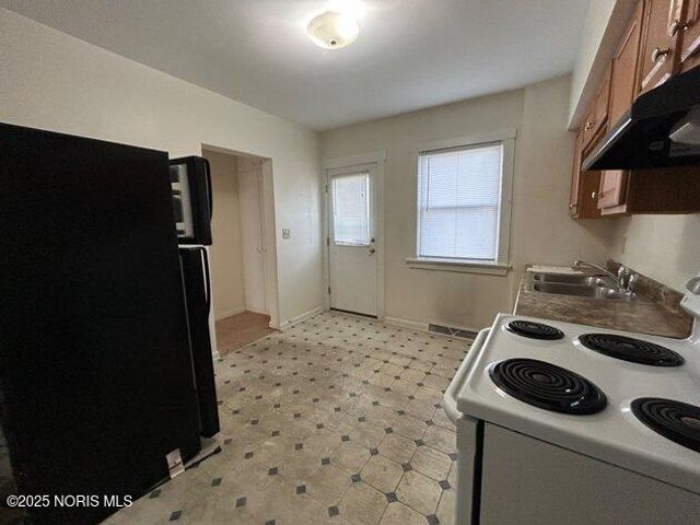 4303 Williston Road, Northwood, OH 43619