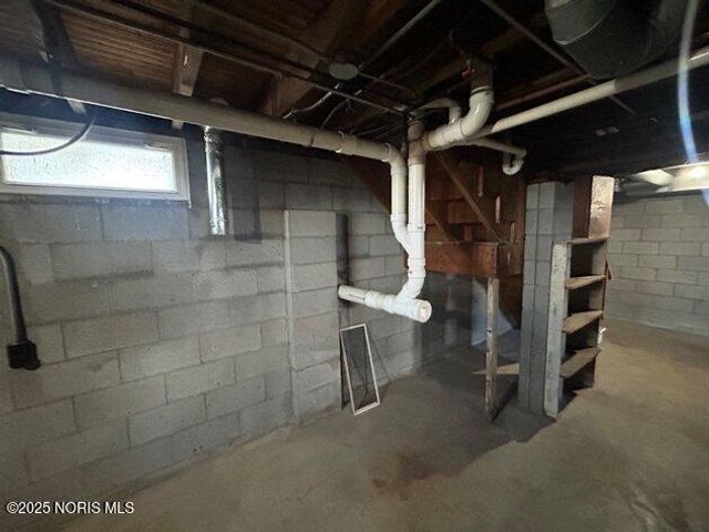 4303 Williston Road, Northwood, OH 43619