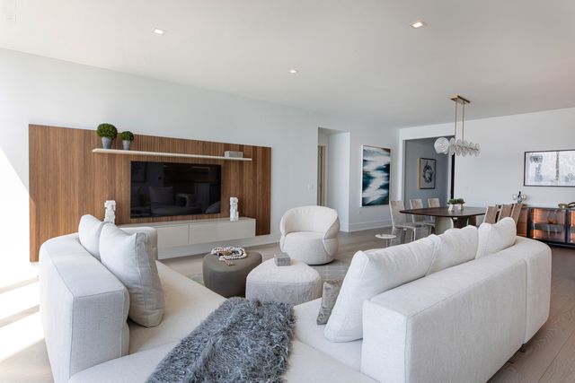 363 E Wacker Drive 6403, Chicago, IL 60601