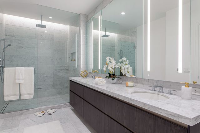 363 E Wacker Drive 6403, Chicago, IL 60601