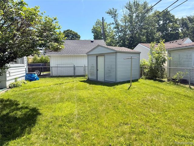 1714 Harwood Avenue, Royal Oak, MI 48067