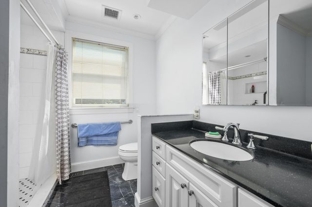 27 Mayflower Lane, Dennis Port, MA 02639