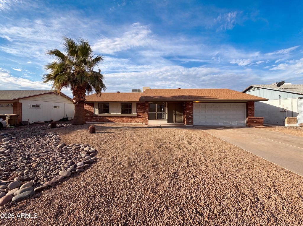 10501 W LOMA Lane, Peoria, AZ 85345 — exterior