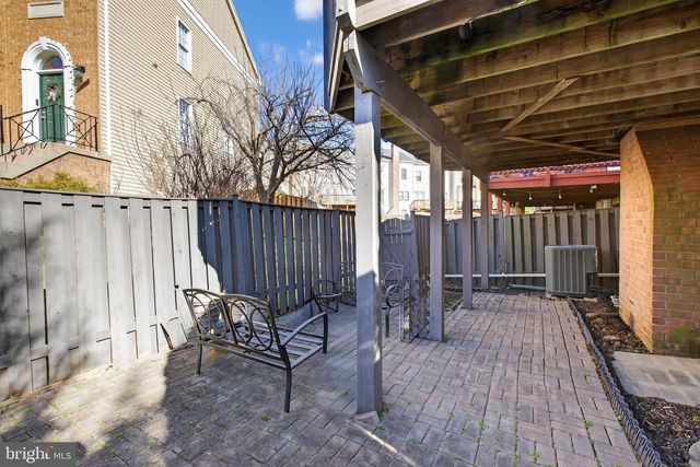 14348 WINDING WOODS CT, Centreville, VA 20120