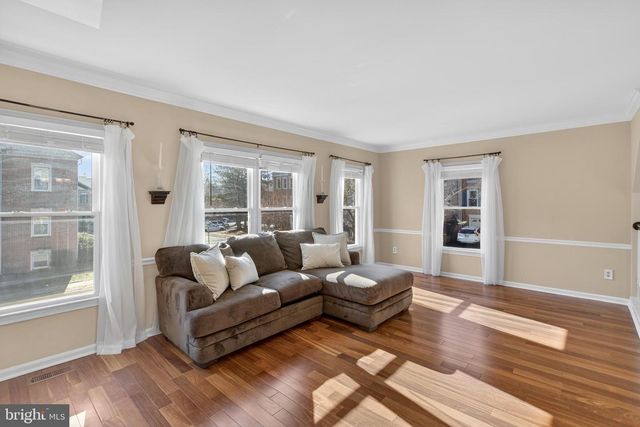 14348 WINDING WOODS CT, Centreville, VA 20120