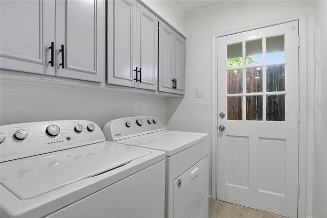 1314 E Lovers Lane, Arlington, TX 76010