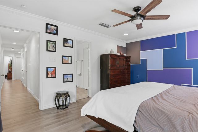 1314 E Lovers Lane, Arlington, TX 76010