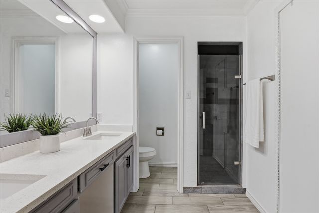 1314 E Lovers Lane, Arlington, TX 76010