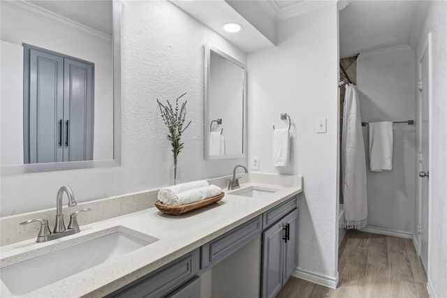 1314 E Lovers Lane, Arlington, TX 76010