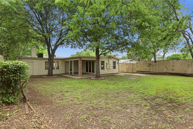 1314 E Lovers Lane, Arlington, TX 76010