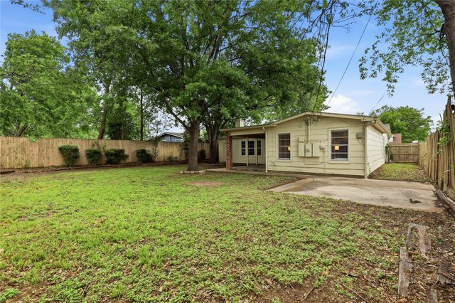 1314 E Lovers Lane, Arlington, TX 76010