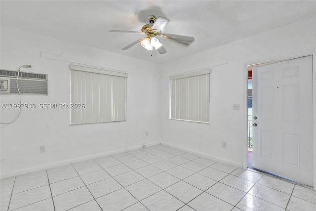 724 NW 6th St, Hallandale Beach, FL 33009