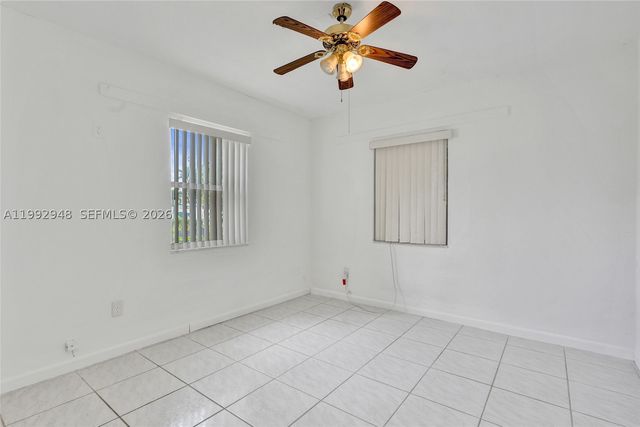 724 NW 6th St, Hallandale Beach, FL 33009