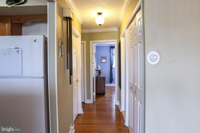 10210 E KESWICK RD, Philadelphia, PA 19114